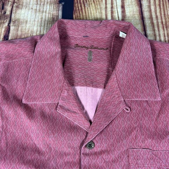 Tommy Bahama Shirt Mens XL Red Silk Geometric Diamond Resort Vacation Tropical - Picture 3 of 9